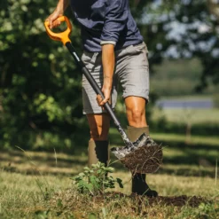 Fiskars Spaten Solid Spitz